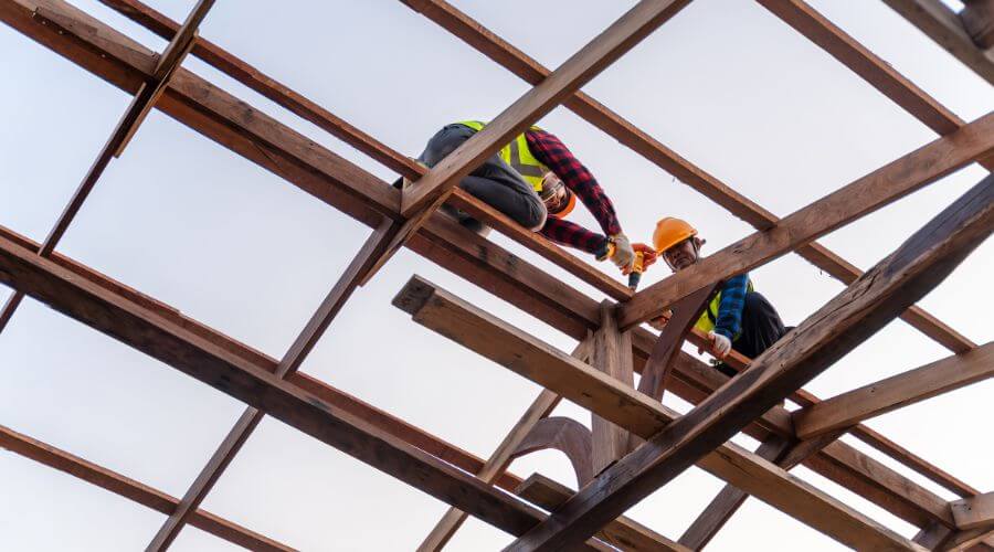 Professional residential roofers in Stinnett, KY